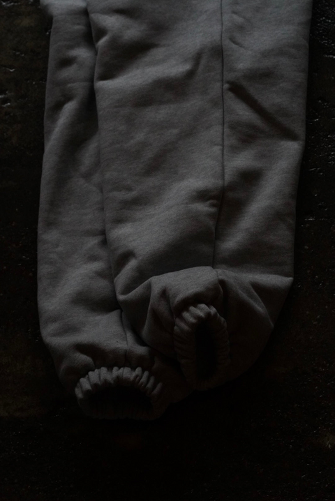 CALMA STORE SWEAT PANTS(GREY)