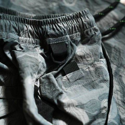 neru design works TOPO Camo 迷彩短褲