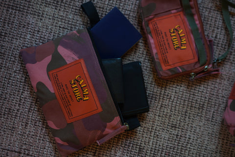IN THE PINK MESH POUCH S 小網包