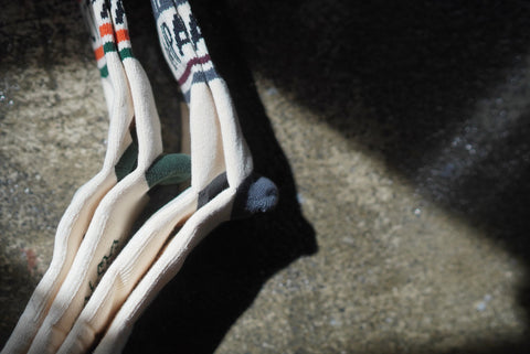 CALMA STORE "MAKE THE IMPACT" ORIGINAL SOCKS 兩色