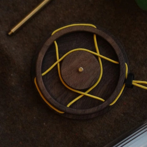 MMM GLOBE HOLDER 燈頂支架 (核桃木)