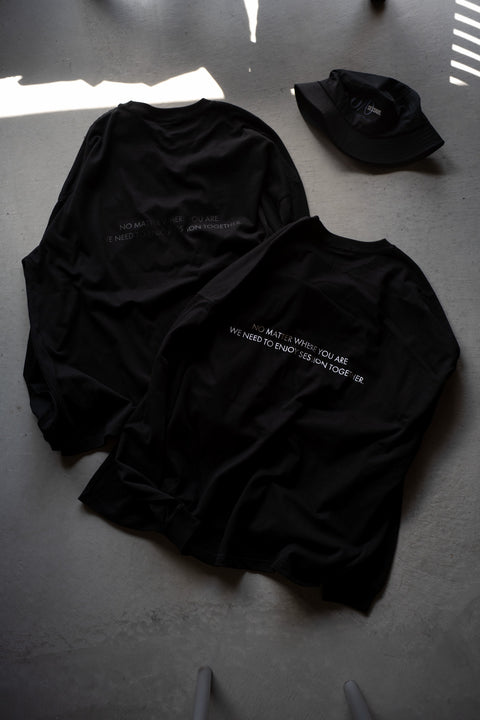 //neru design works// session × nerudesignworks 聯名長袖 T 恤