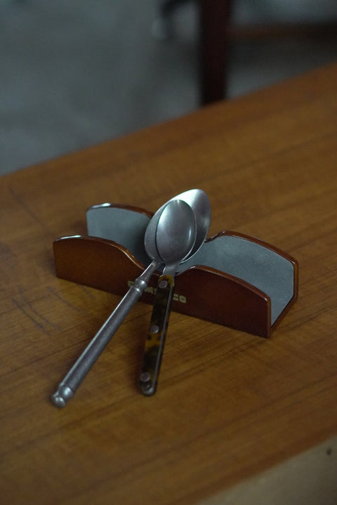 AMARILLO GLASSES HOLDER 眼鏡架 預計8月中發貨
