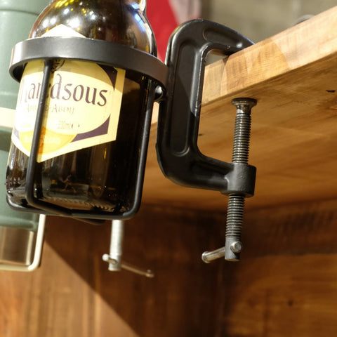 THE BOTTLE CLAMPER M Table side drink holder (small)